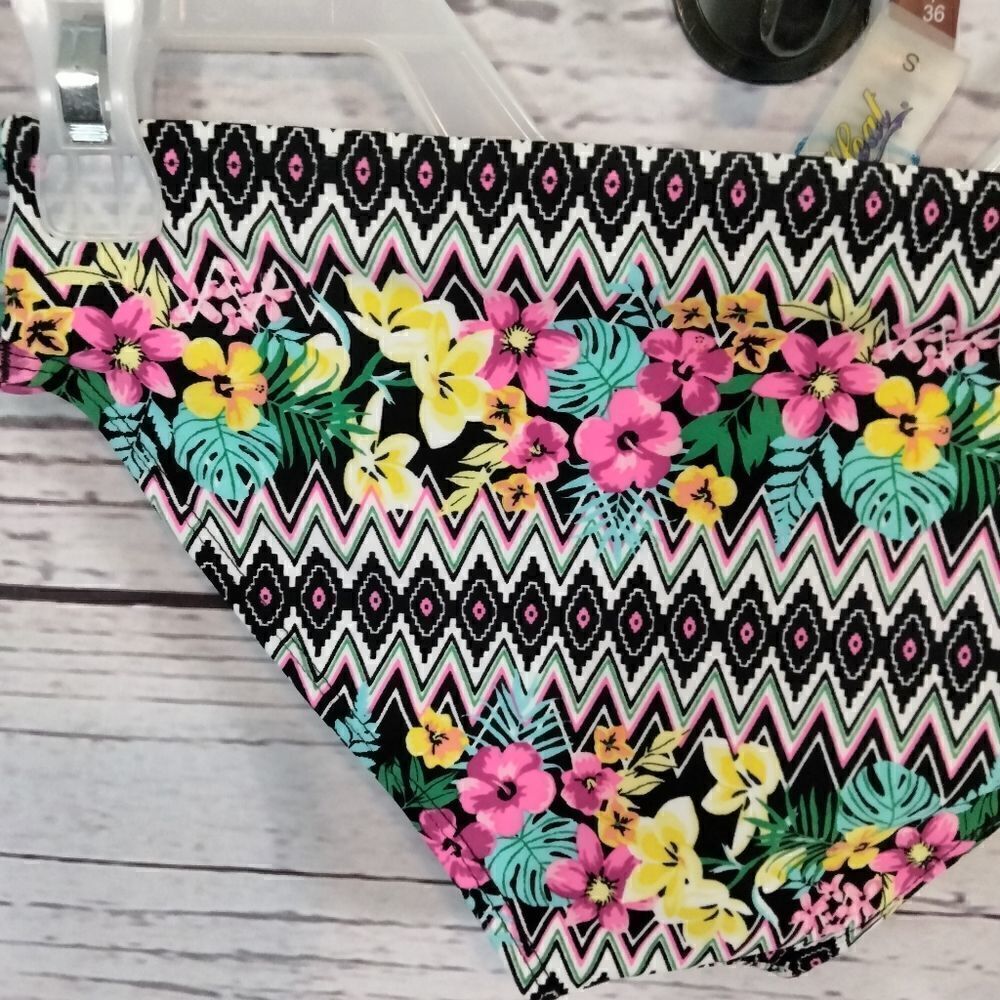 NWT: "Heat" woman's bikini bottoms - Picture 5 of 13